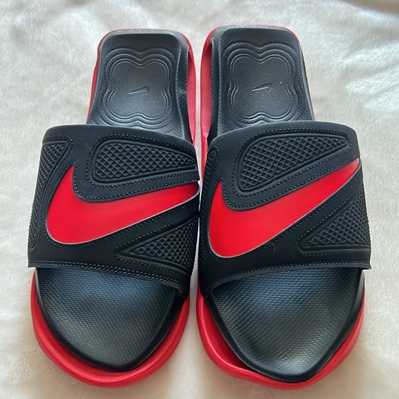 NIKE 👟 LIKE NEW AIR MAX CIRRO RED/BLACK VEGAN SYNTHETIC SANDAL SLIDES Men’s 13 - Picture 5 of 13
